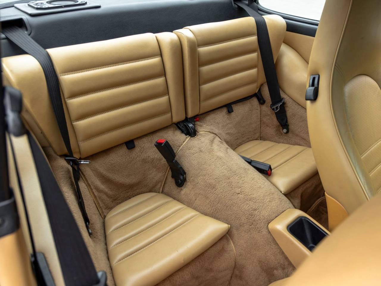 1991 Porsche 911 911 Carrera 2 Coupe