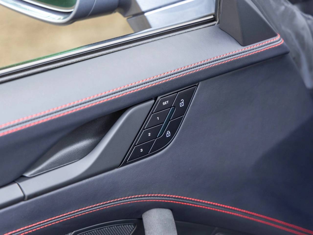 2025 Porsche 911 911 Carrera GTS