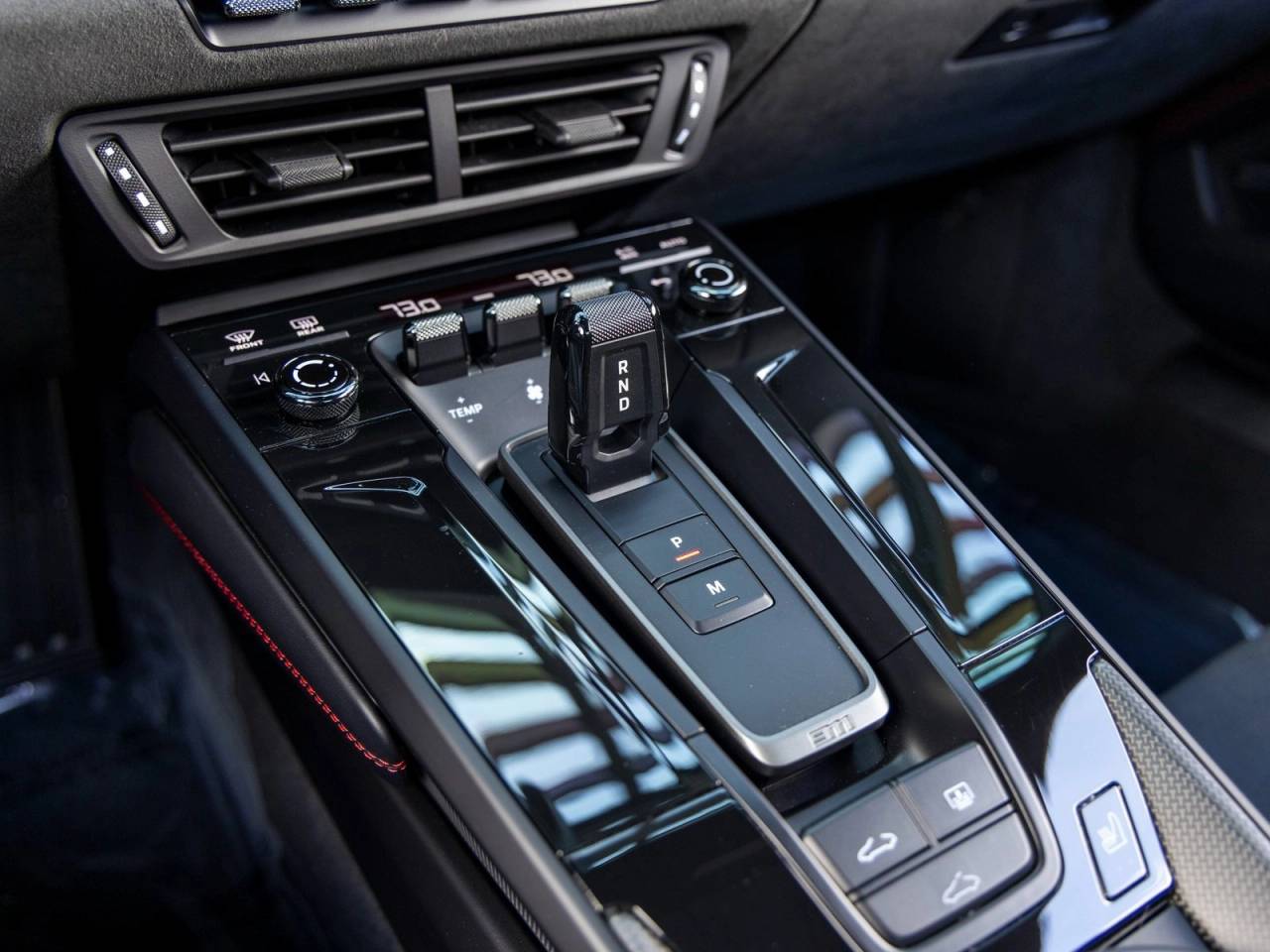 2025 Porsche 911 911 Carrera GTS