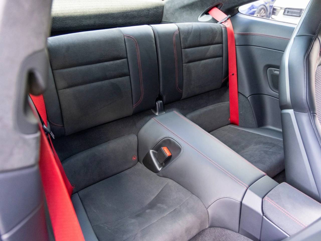 2025 Porsche 911 911 Carrera GTS