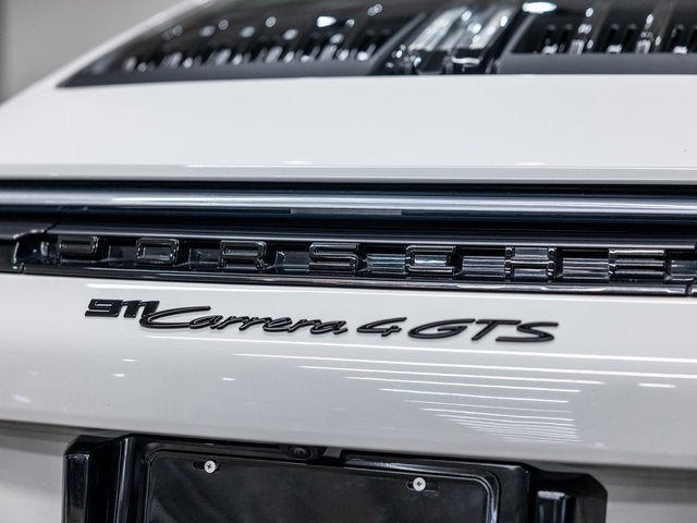 2025 Porsche 911 Carrera 4 GTS
