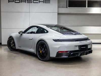 2025 Porsche 911 Carrera 4 GTS