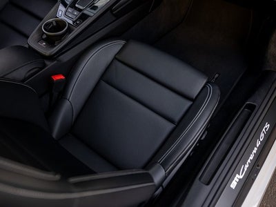 2025 Porsche 911 Carrera 4 GTS