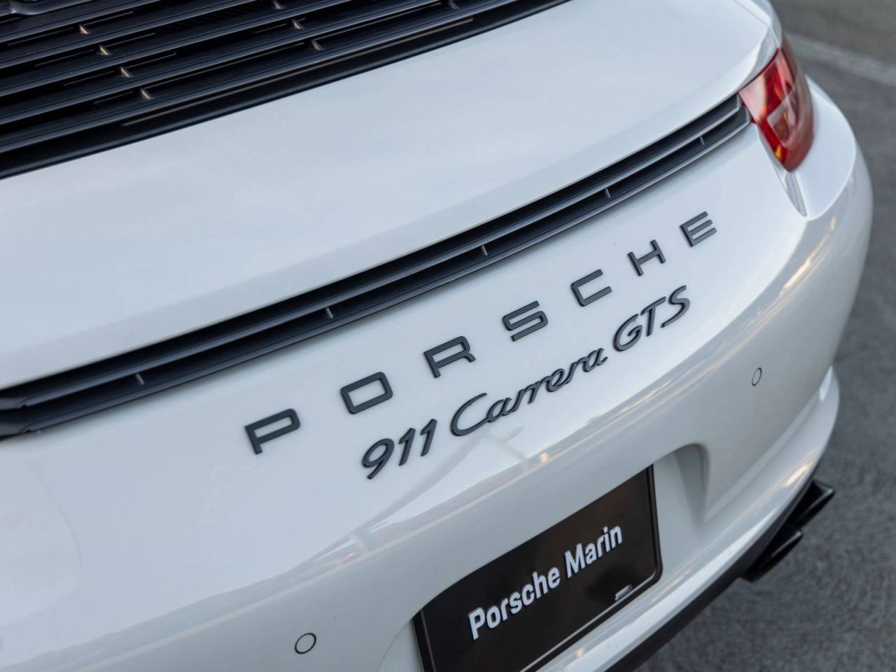 2016 Porsche 911 911 Carrera GTS