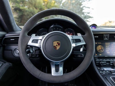 2016 Porsche 911 911 Carrera GTS