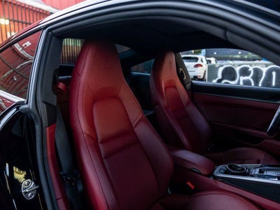 2024 Porsche 911 Carrera 4S