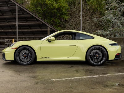 2025 Porsche 911 911 Carrera GTS