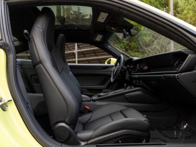 2025 Porsche 911 911 Carrera GTS