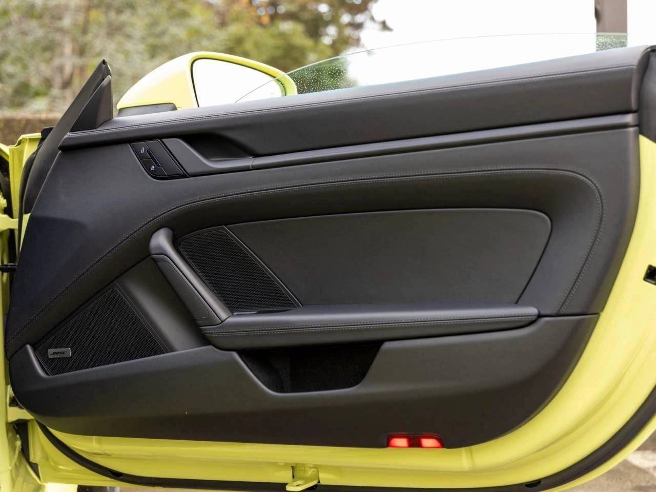 2025 Porsche 911 911 Carrera GTS