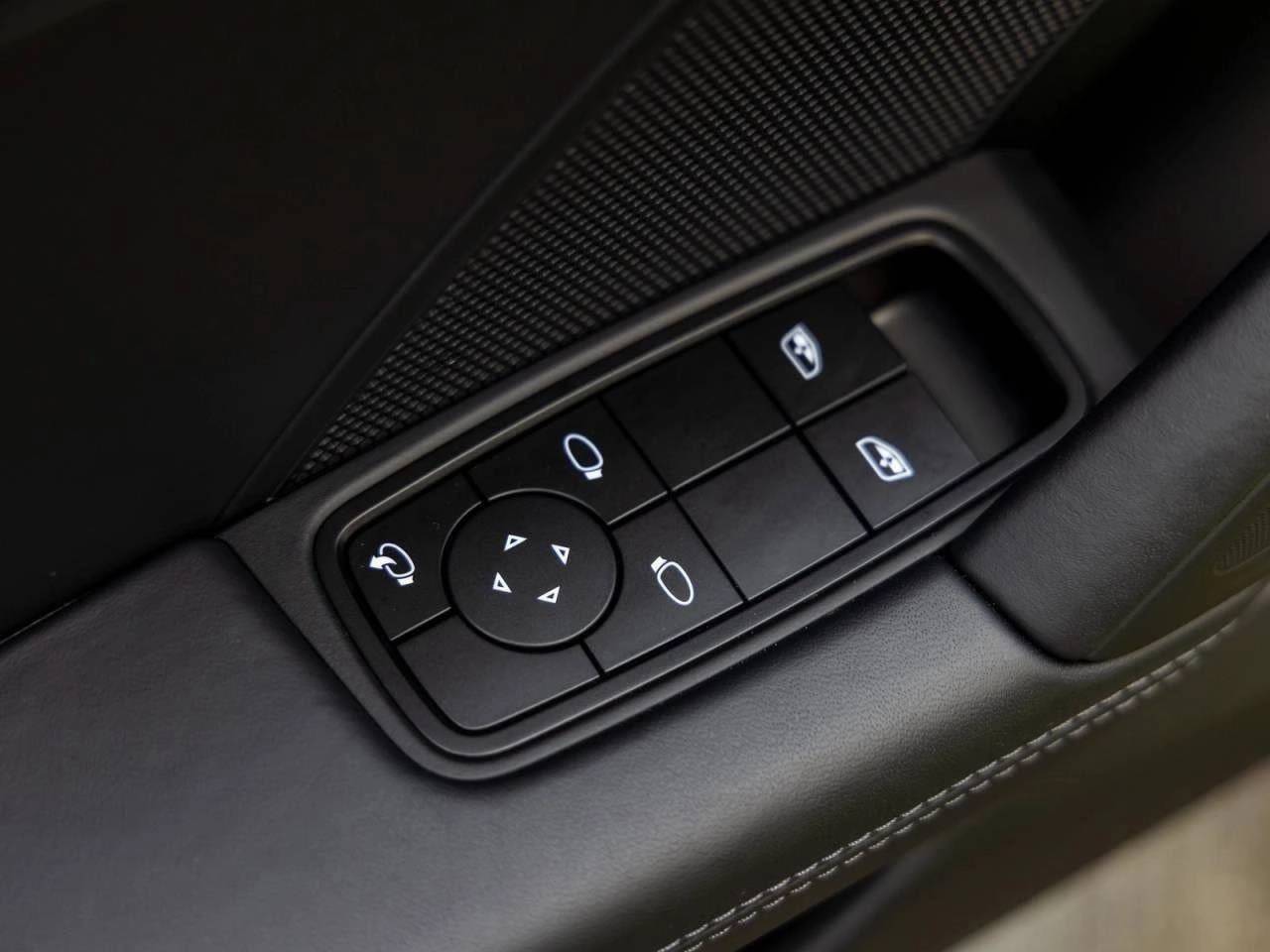 2025 Porsche 911 911 Carrera GTS