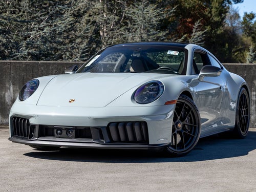 2025 Porsche 911 911 Carrera 4 GTS
