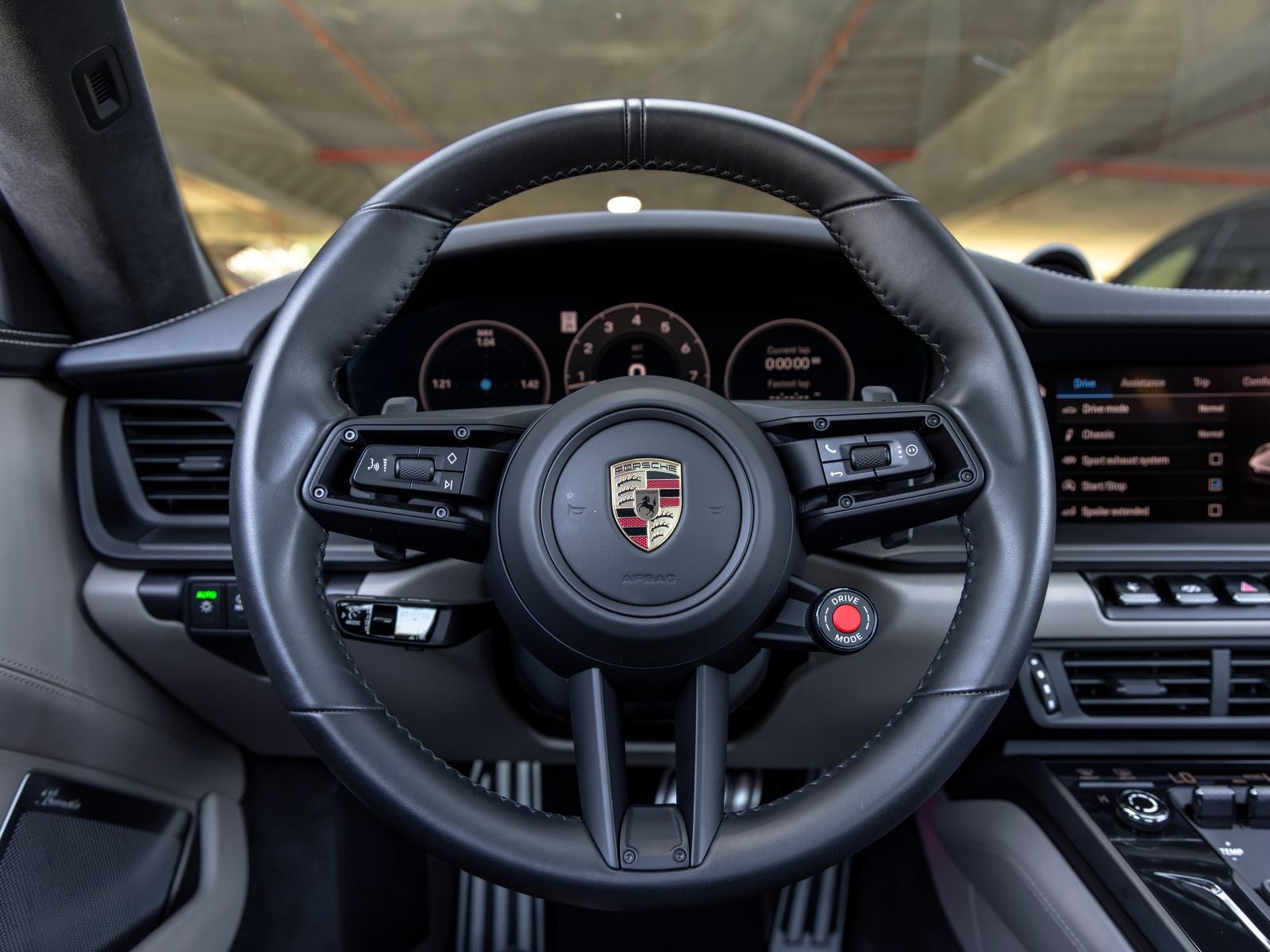 2025 Porsche 911 911 Carrera 4 GTS