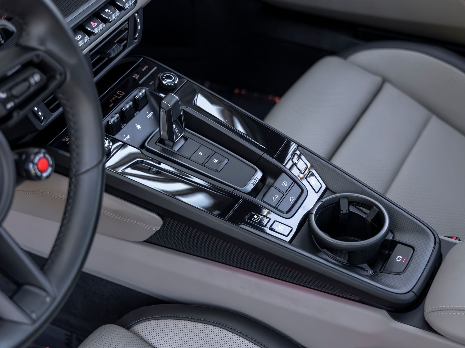 2025 Porsche 911 911 Carrera 4 GTS