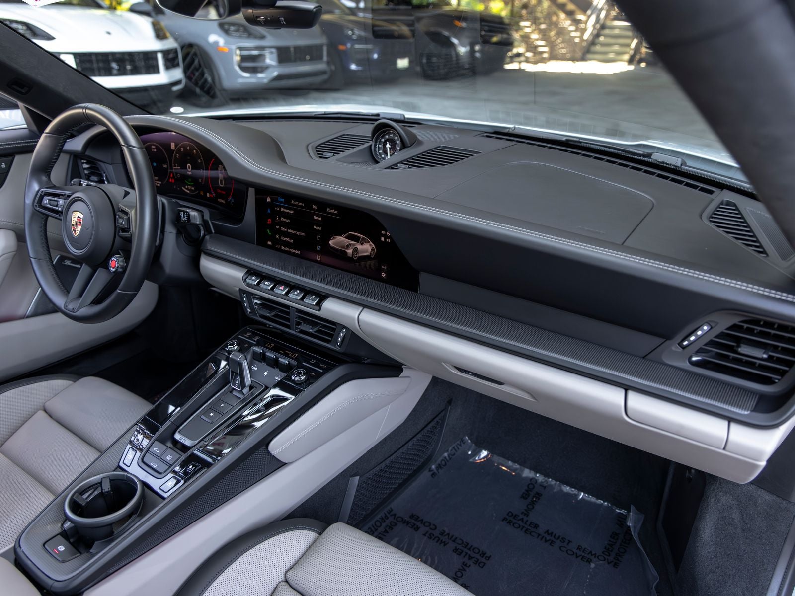2025 Porsche 911 911 Carrera 4 GTS