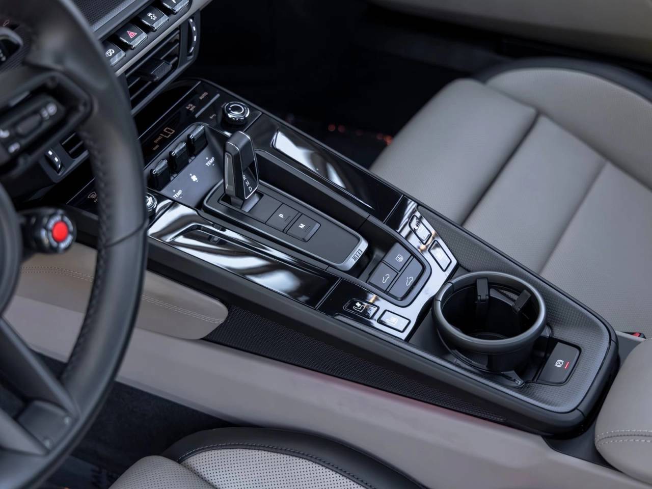 2025 Porsche 911 911 Carrera 4 GTS