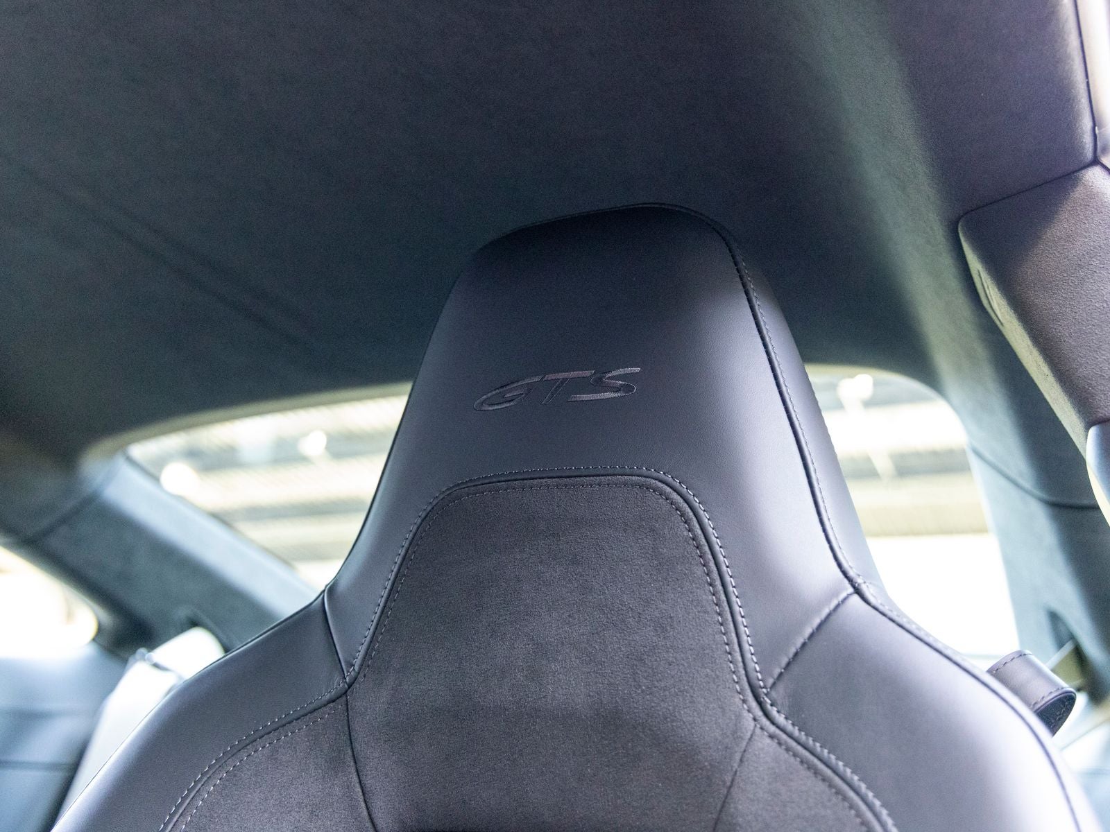 2025 Porsche 911 911 Carrera 4 GTS