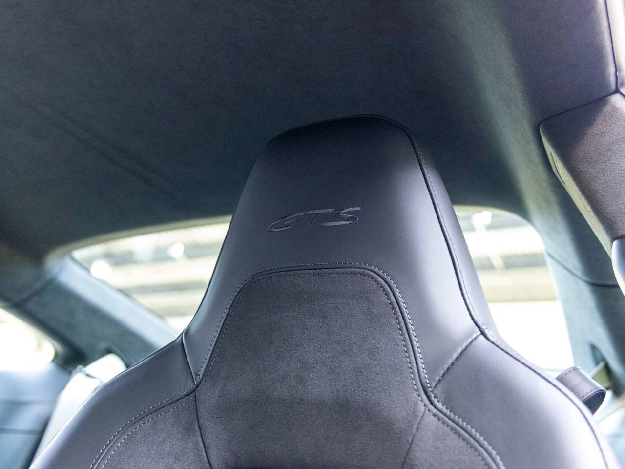 2025 Porsche 911 911 Carrera 4 GTS