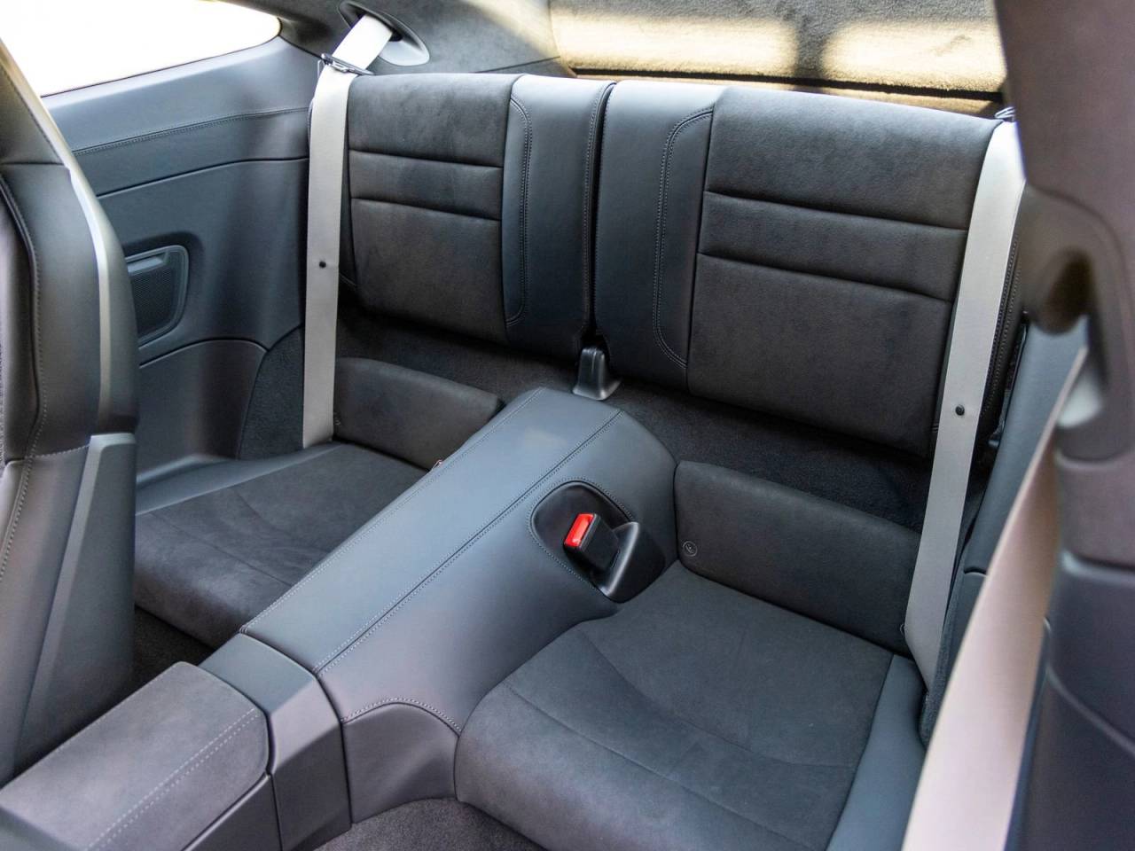 2025 Porsche 911 911 Carrera 4 GTS