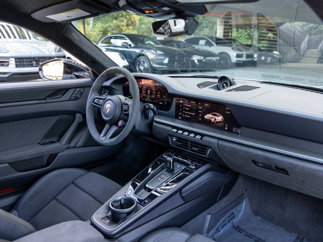 2025 Porsche 911 911 Carrera 4 GTS