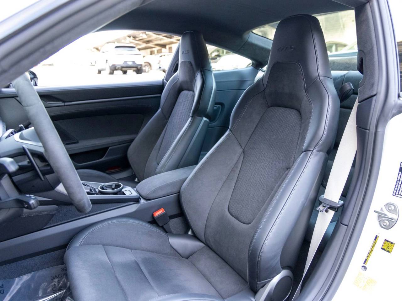 2025 Porsche 911 911 Carrera 4 GTS