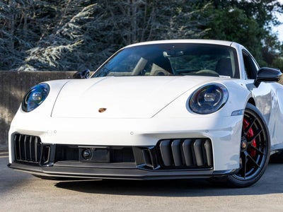 2025 Porsche 911 911 Carrera 4 GTS