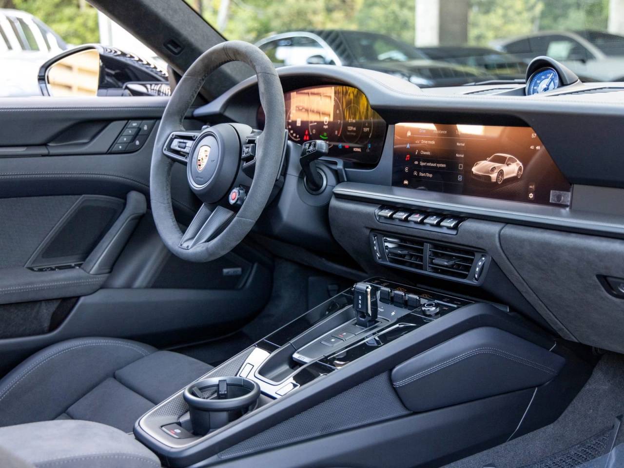 2025 Porsche 911 911 Carrera 4 GTS