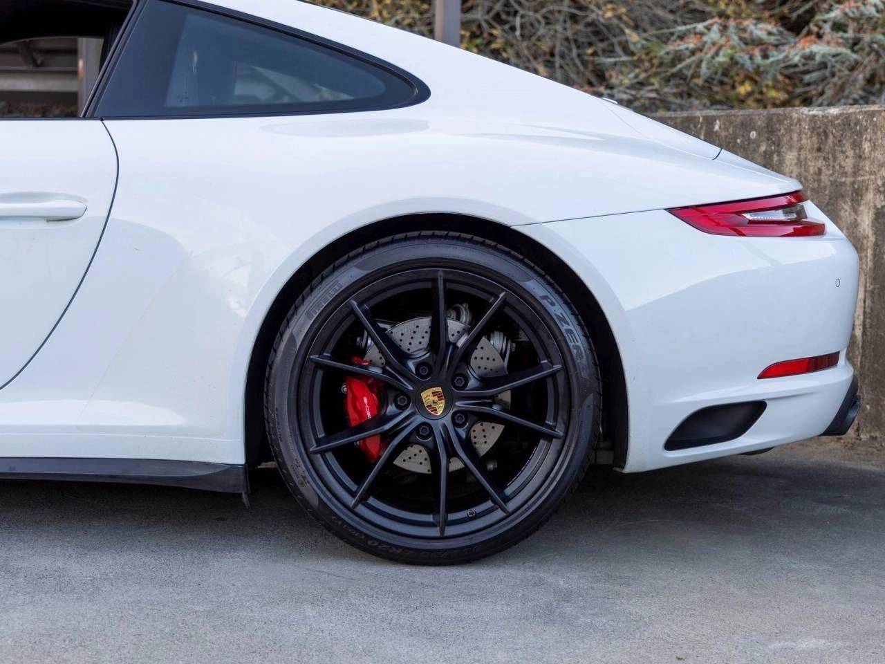 2019 Porsche 911 911 Carrera 4S