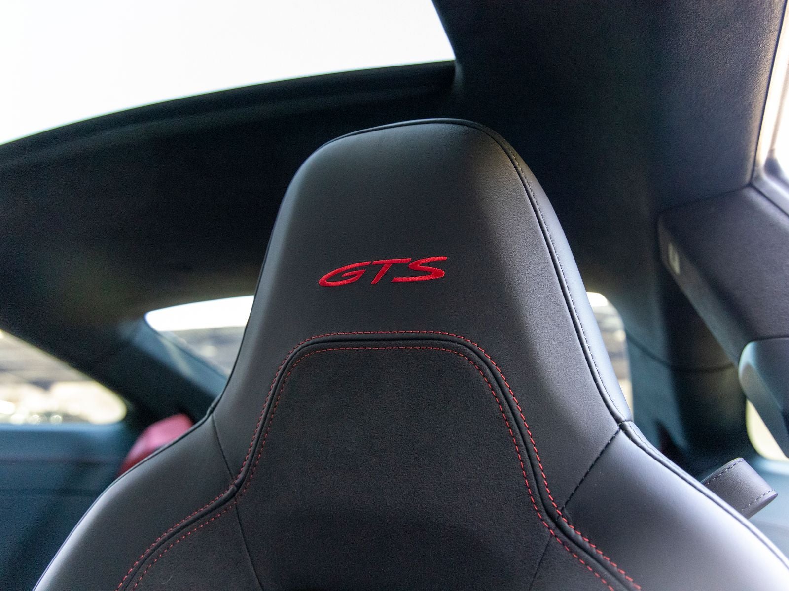 2025 Porsche 911 911 Carrera 4 GTS