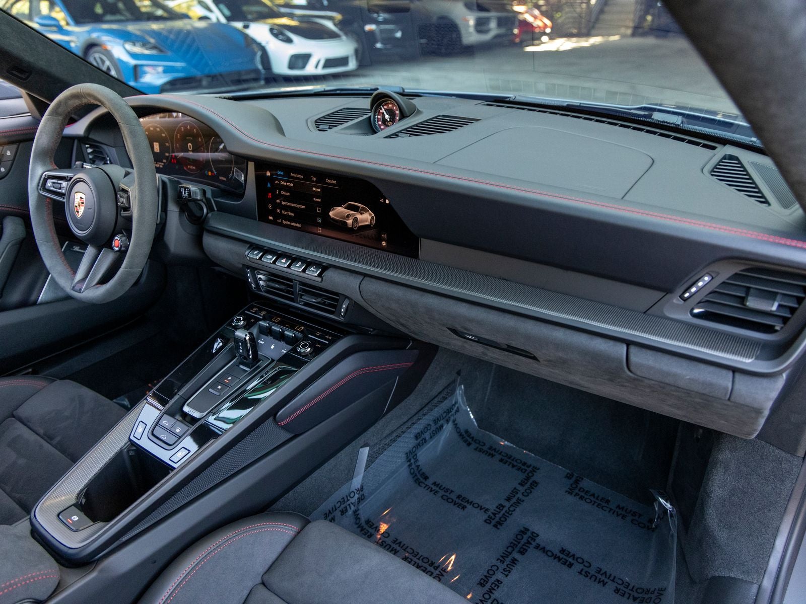 2025 Porsche 911 911 Carrera 4 GTS