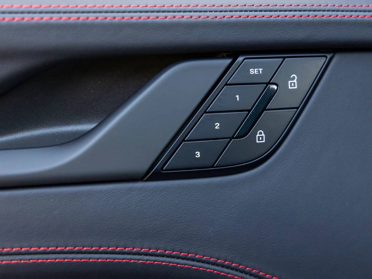 2025 Porsche 911 911 Carrera 4 GTS