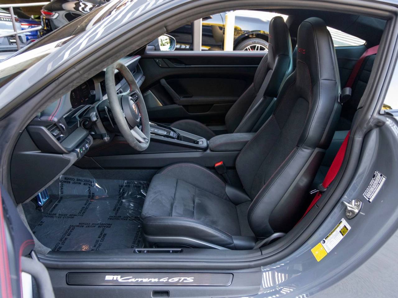 2025 Porsche 911 911 Carrera 4 GTS