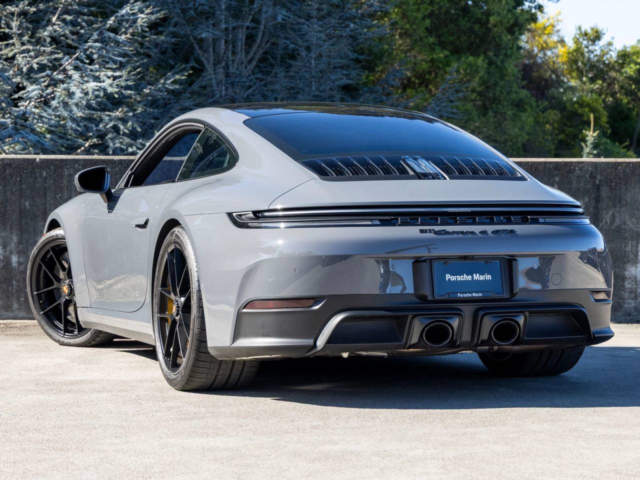 2025 Porsche 911 911 Carrera 4 GTS