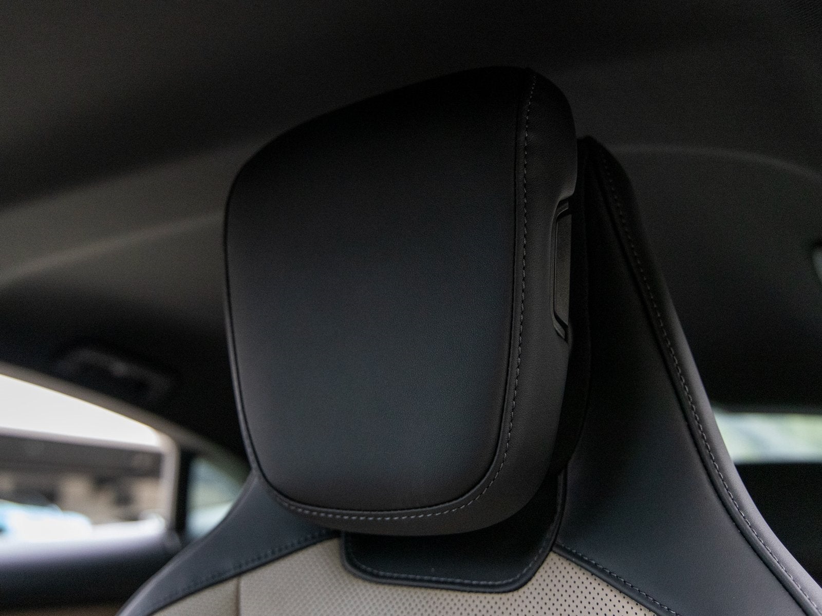 2025 Porsche Taycan Taycan 4S