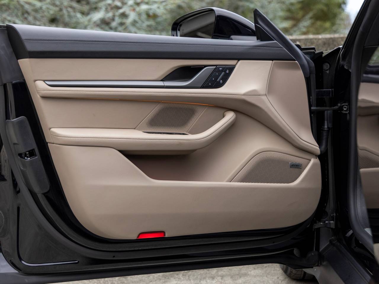 2025 Porsche Taycan Taycan 4S