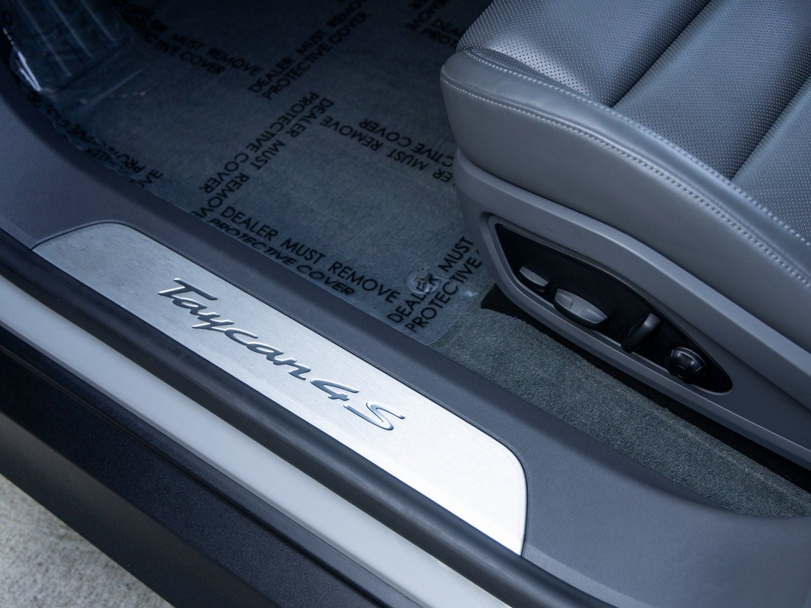 2025 Porsche Taycan 4S