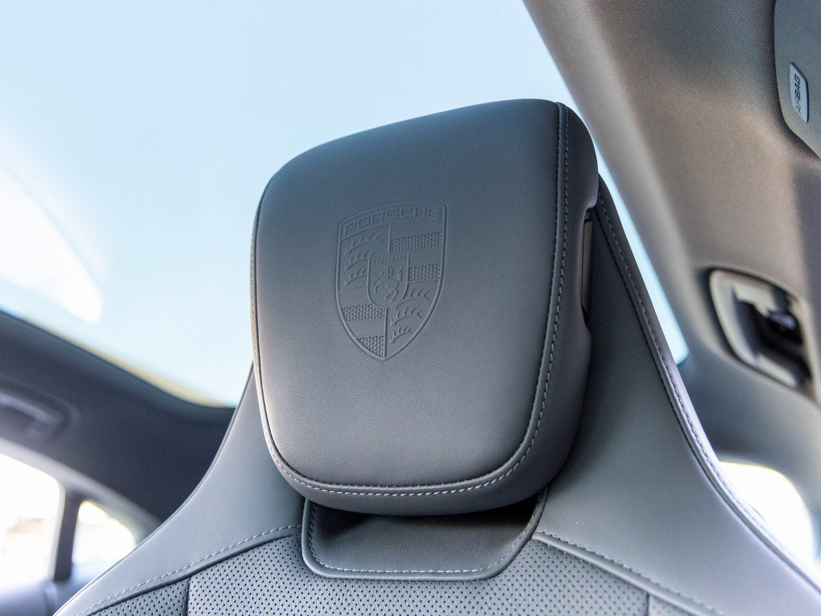 2025 Porsche Taycan 4S