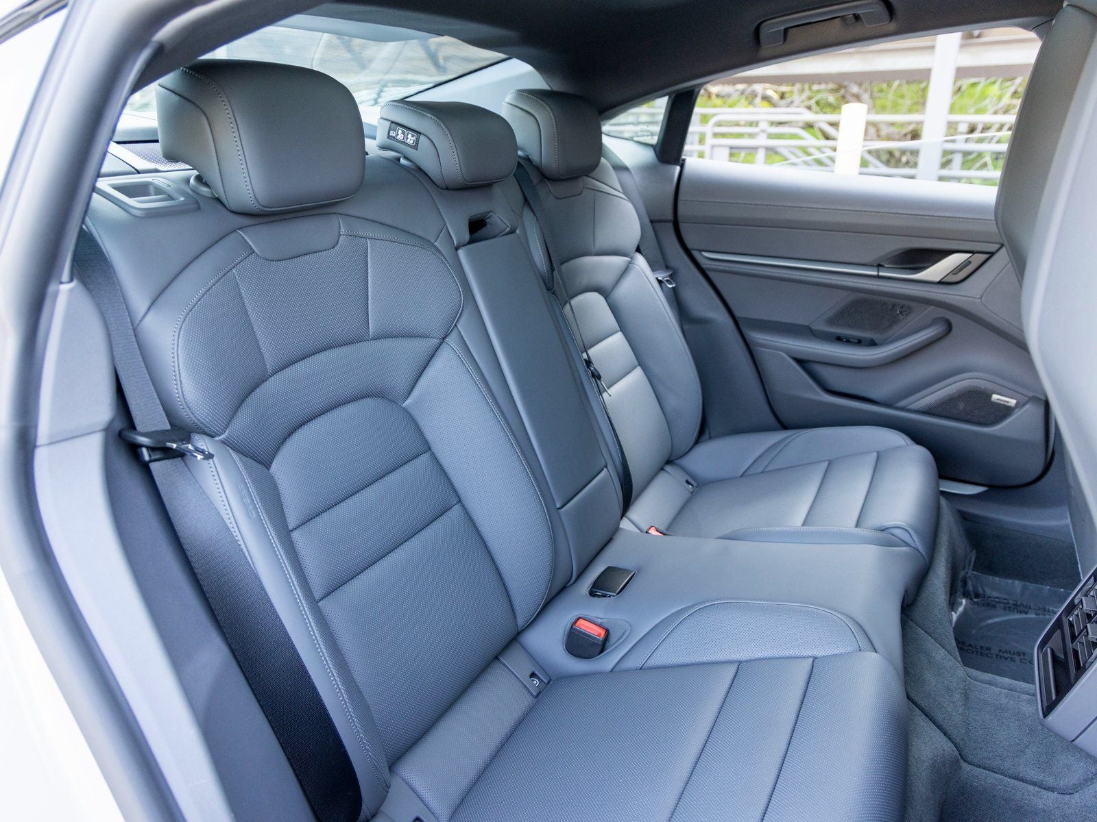 2025 Porsche Taycan 4S