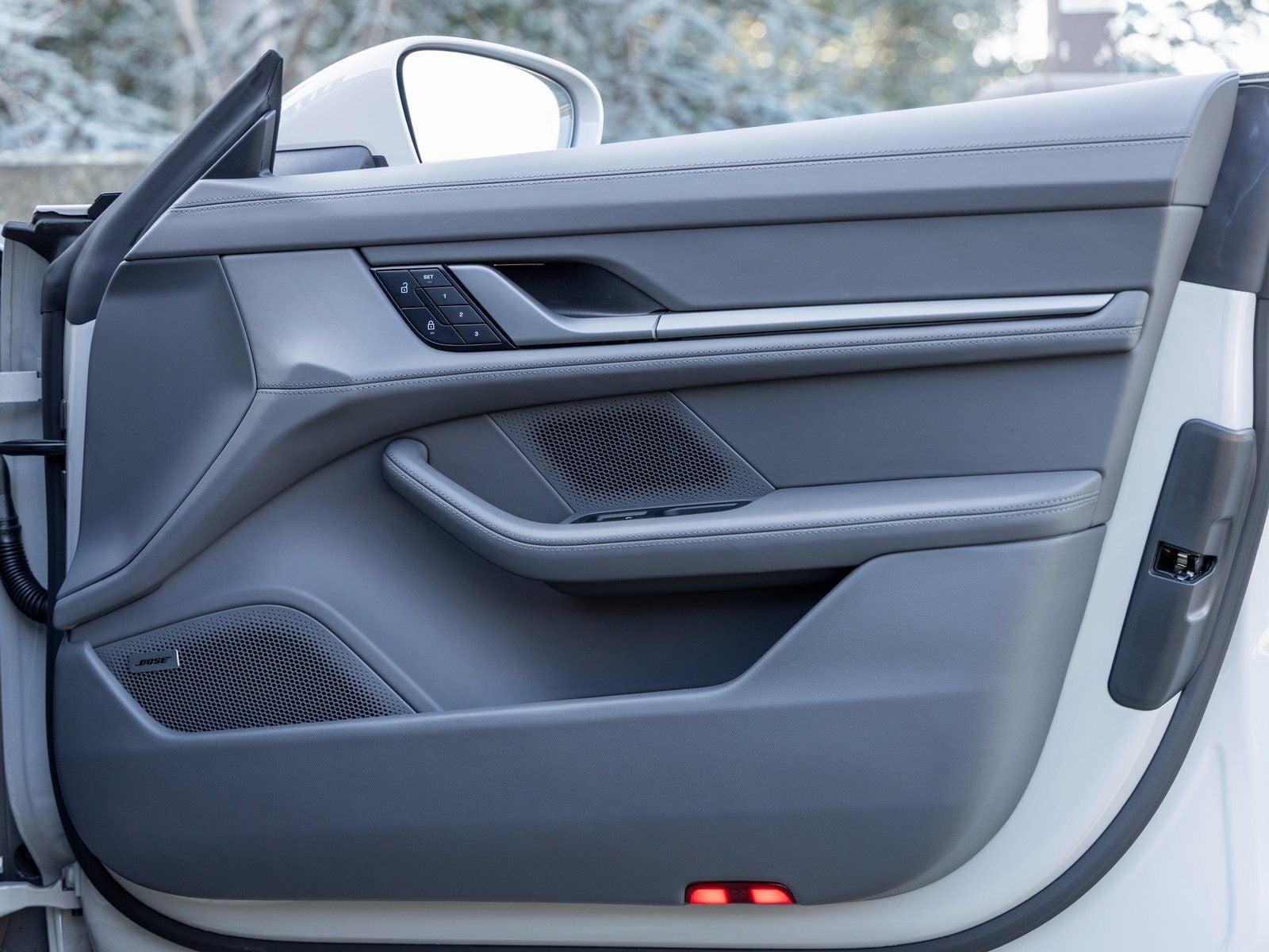 2025 Porsche Taycan 4S