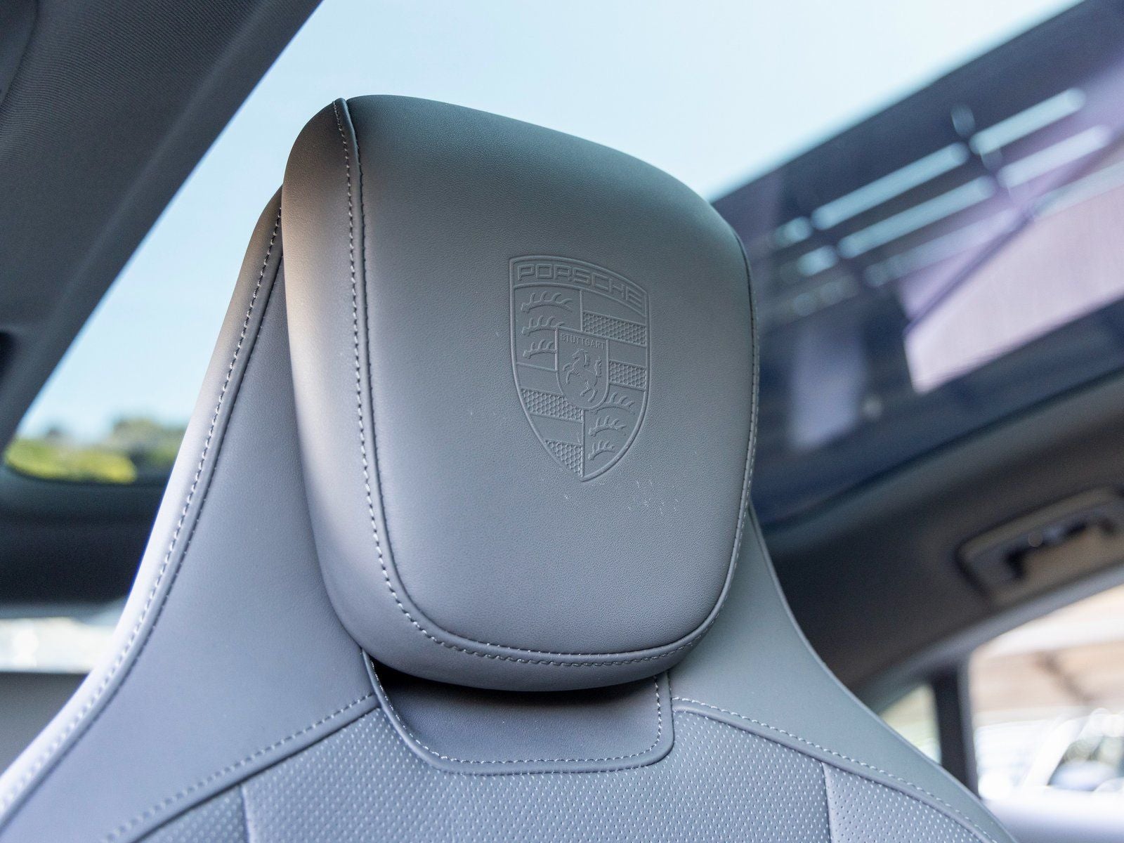 2025 Porsche Taycan 4S