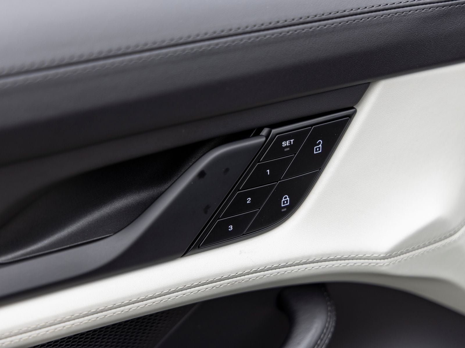 2023 Porsche Taycan Taycan 4S (MY23)