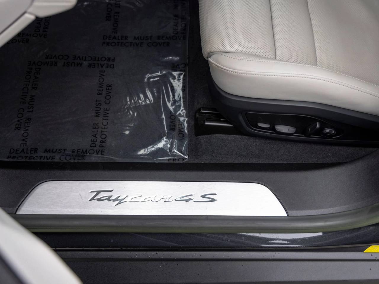 2023 Porsche Taycan Taycan 4S (MY23)