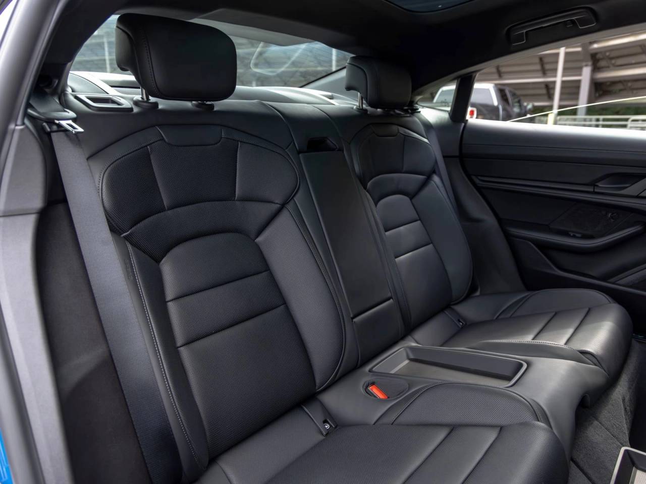 2026 Porsche Taycan 4S Black Edition