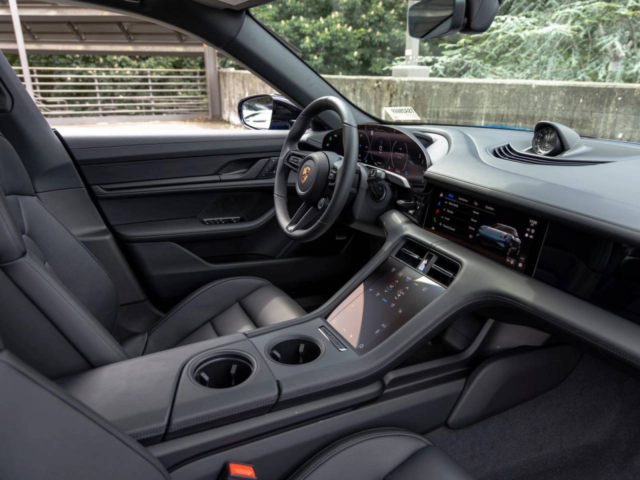 2026 Porsche Taycan 4S Black Edition