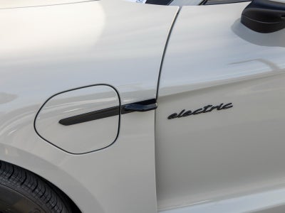 2026 Porsche Taycan 4S