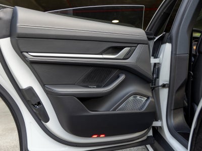 2026 Porsche Taycan 4S