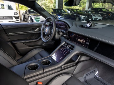 2026 Porsche Taycan 4S