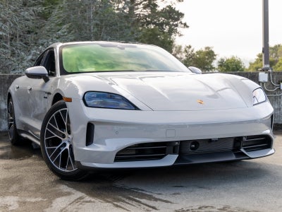 2026 Porsche Taycan 4S