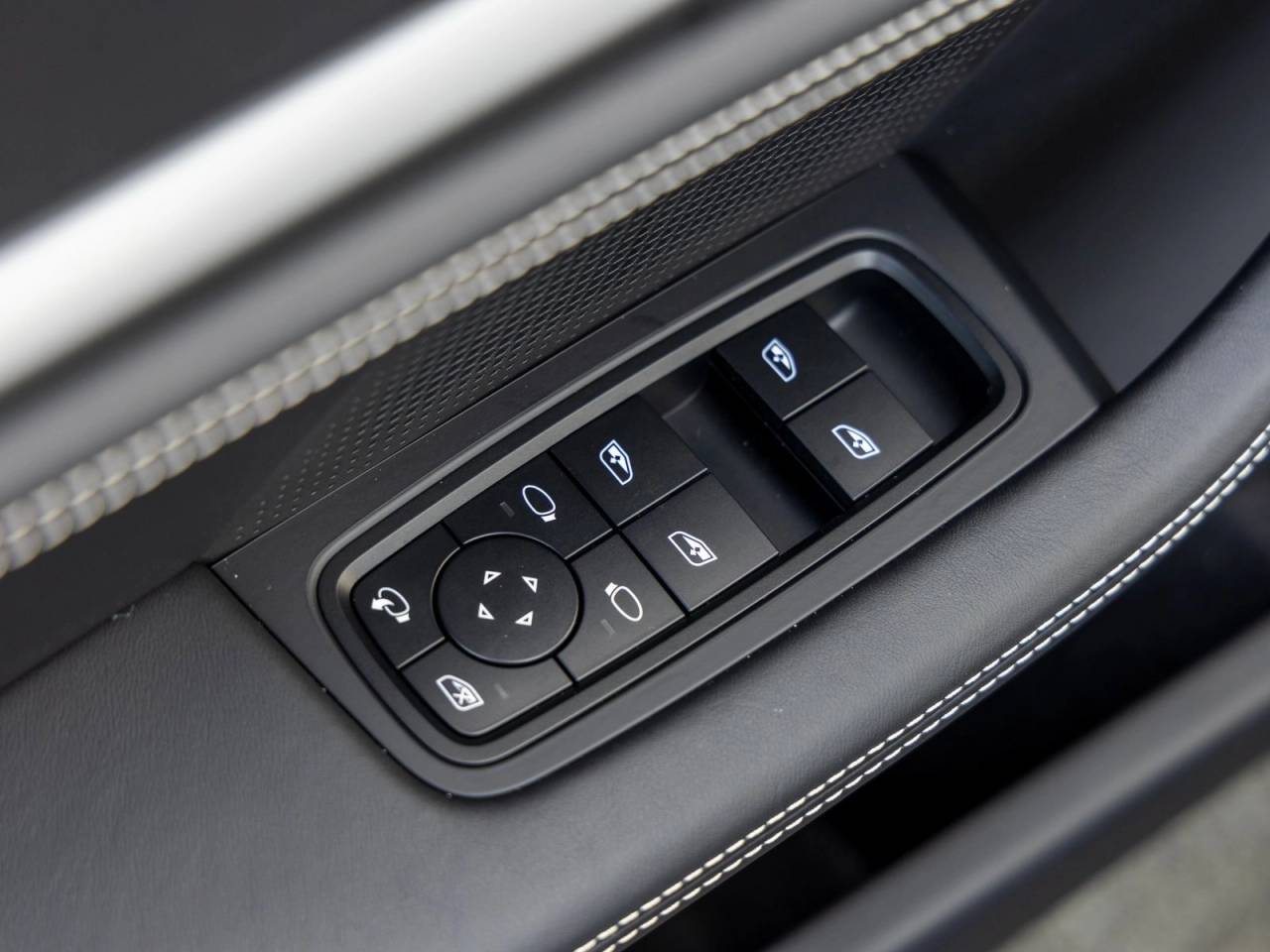 2026 Porsche Taycan Taycan 4S