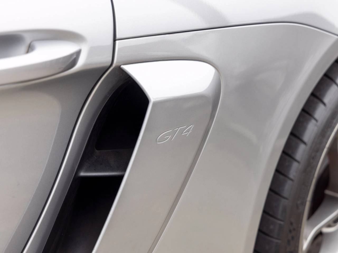 2022 Porsche 718 718 Cayman GT4