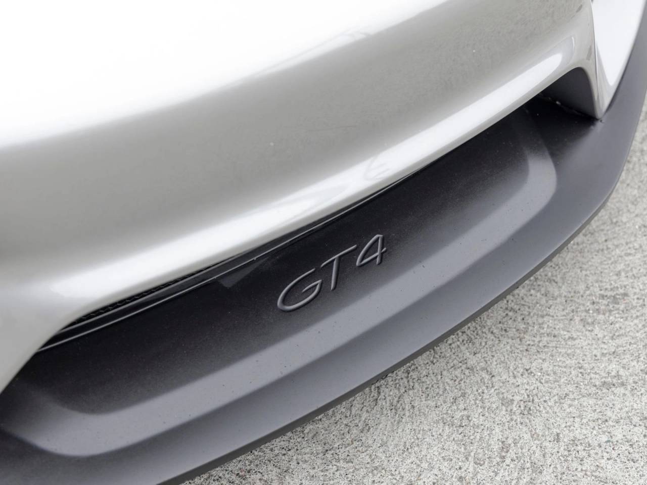 2020 Porsche 718 Cayman GT4
